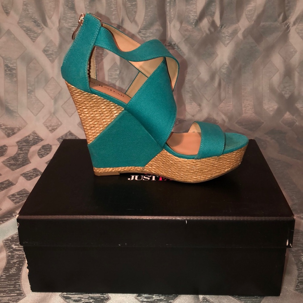 Wedge sandals
